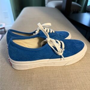 Vans Authentic Pig Suede in Princess Blue